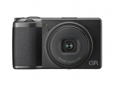 Ricoh GR III black